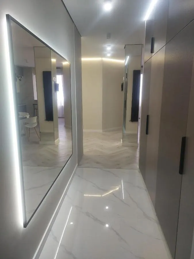 Квартира С Евро Ремонтом В Золотом Квадрате Almati Apartman